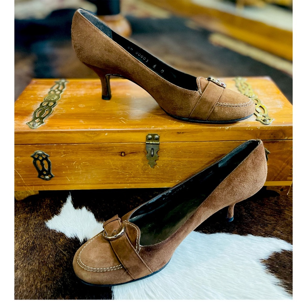 Stuart Weitzman Classic Brown SuedeHeels Pumps 6
